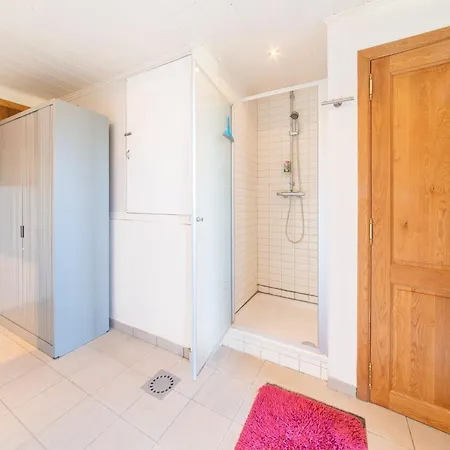 In With Terrace, Cleaning Included Holiday home *