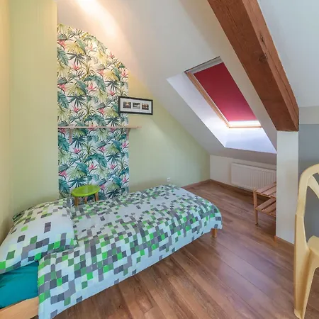 In With Terrace, Cleaning Included * Borlon