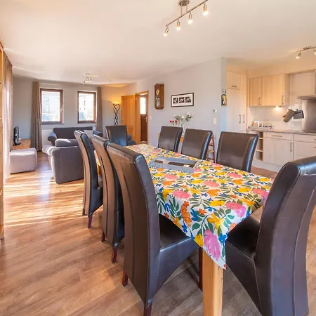 Holiday home In With Terrace, Cleaning Included Borlon
